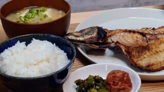 初心者でも失敗しない！魚の焼き方と家庭でプロの味を再現するテクニックを紹介 