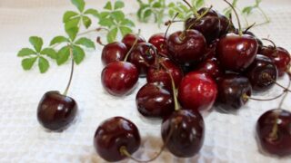 冬に南半球産ダークチェリーはなぜスーパーにない？旬・安全性・活用法まで解説 
