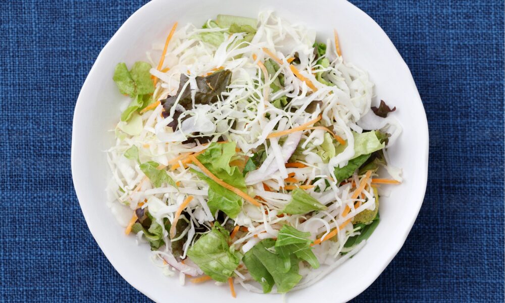 カット野菜の消費期限切れは食べられる？未開封で1日・2日・3日過ぎた場合と食中毒の注意点
